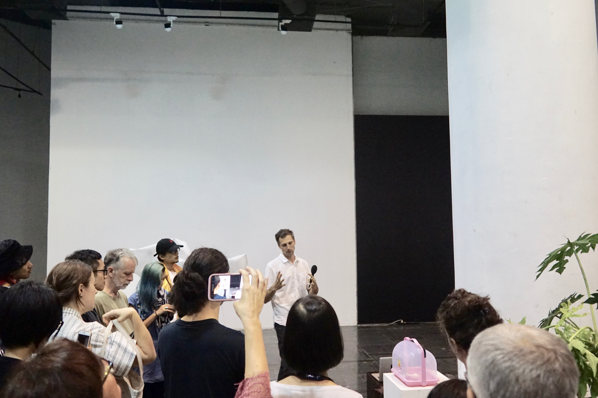 Social media balloon 1